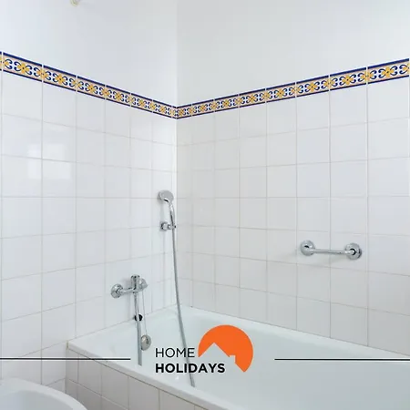 #197 Casa Gili By Holidays Holiday home