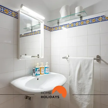 #197 Casa Gili By Holidays * Албуфейра